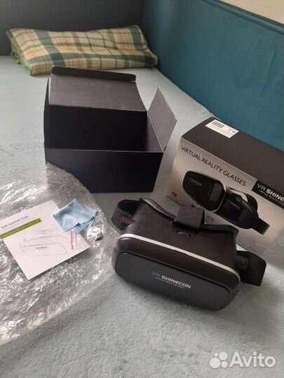 Очки виртуальной реальности для телефона