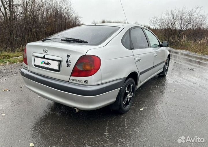 Toyota Avensis 1.6 МТ, 1999, 390 500 км