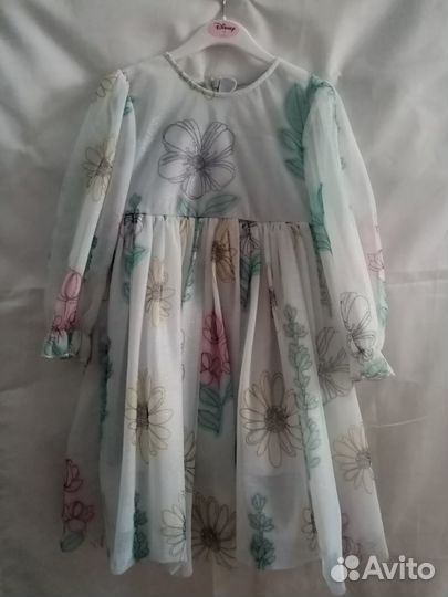 Платье нарядное на девочку