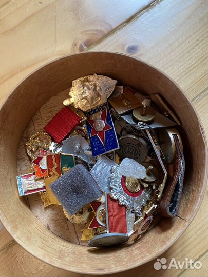 Коллекция советский значков