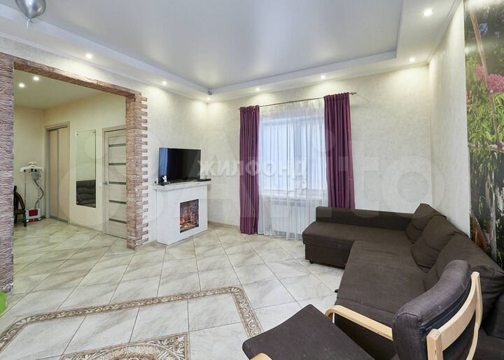 Дом 184 м² на участке 7,5 сот.