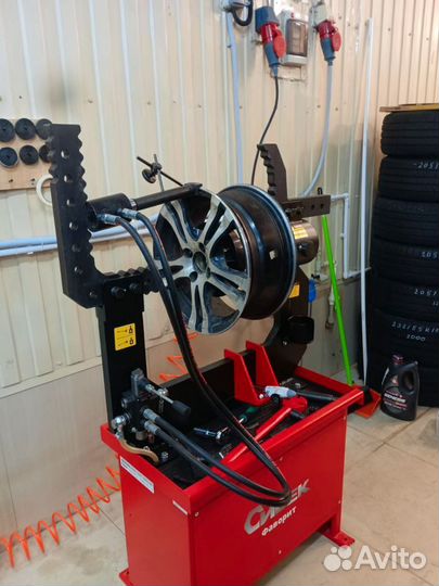 Viatti Strada Asimmetrico V-130 185/55 R15