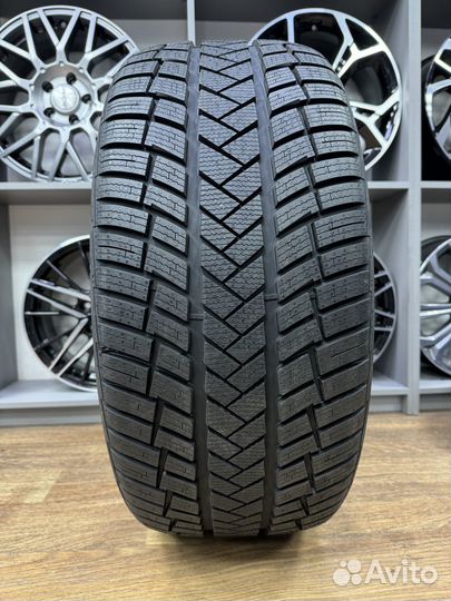 Vredestein Wintrac Pro SUV 285/40 R22 110W