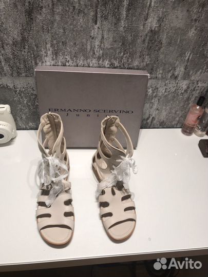 Босоножки Ermano Scervino Junior р.38