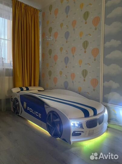 Кровать машина