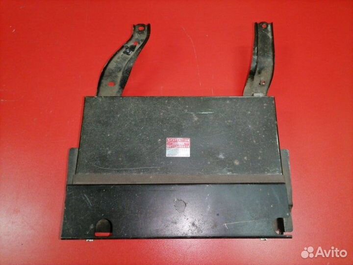 Блок управления навигацией Toyota Land Cruiser