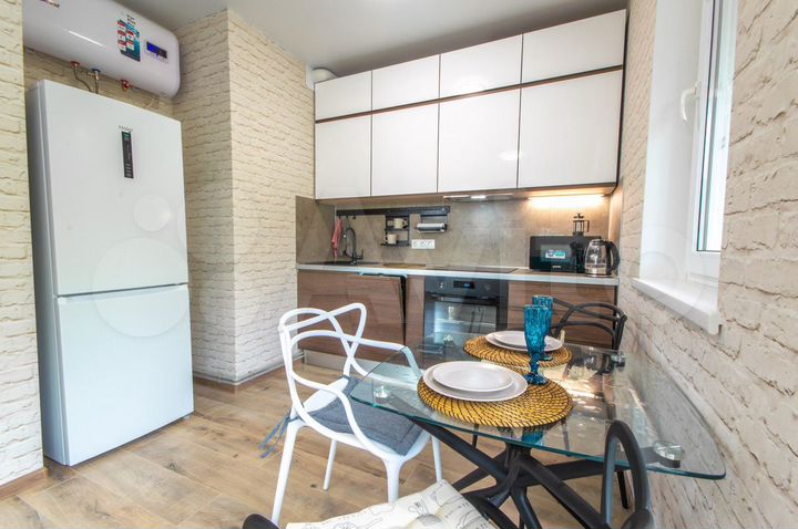 Квартира-студия, 42 м², 9/15 эт.