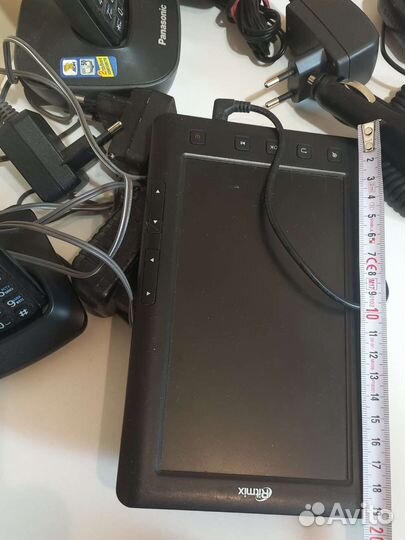 Планшет, телефон и др. Цена за всё