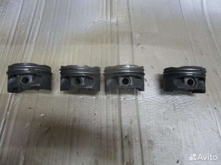 Поршень бензин w117 CLA-class 270.910 2013