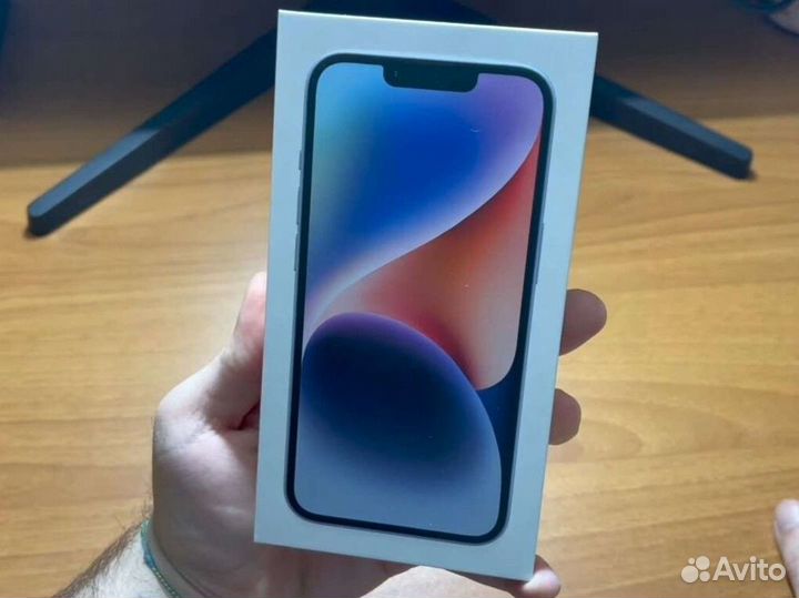 iPhone 14, 256 ГБ