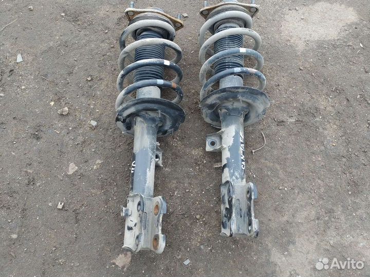 Стойки передние hyundai grand santa fe 2018 год