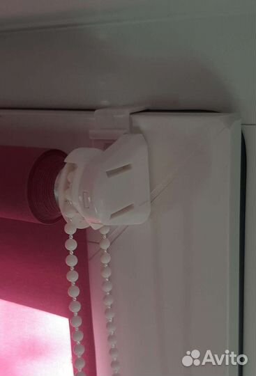 Жалюзи и рулонные шторы на окна