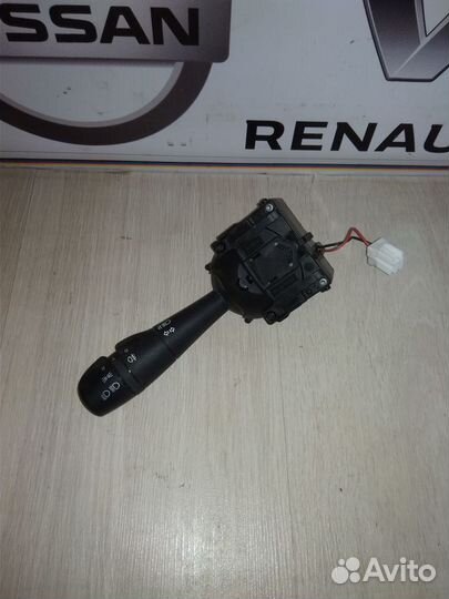 Подрулевой переключатель Renault logan 2 Лев