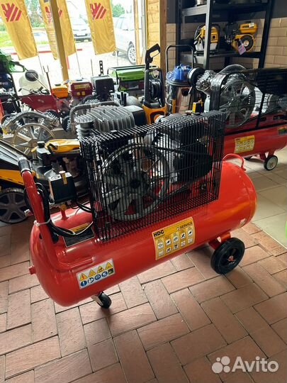 Компрессор HDC HD-A101 100л 396 л/мин 220v