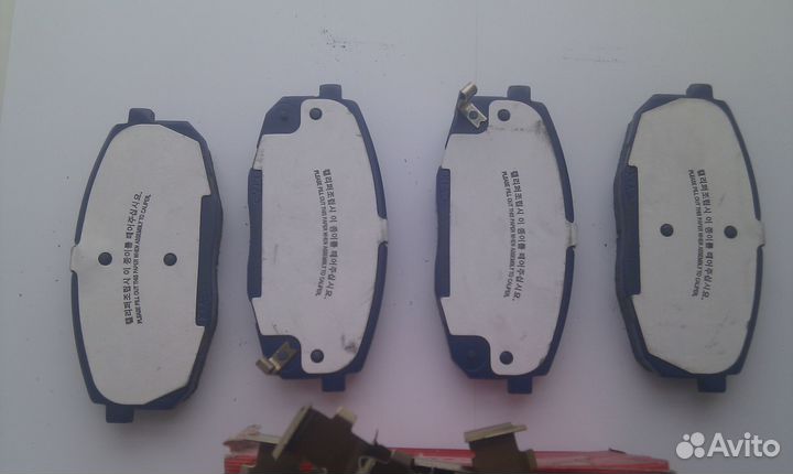 KIA carens колодки передние