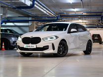 BMW 1 серия 1.5 AMT, 2020, 26 000 км, с пробегом, цена 3 190 000 руб.