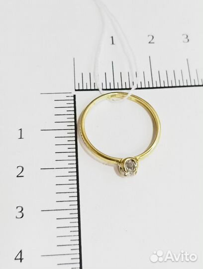 Золотое кольцо с камнем 17,5р