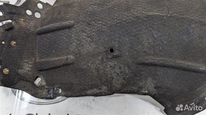 Подкрылок/локер передний правый Honda Vezel