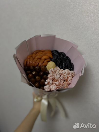 Букет из сухофруктов