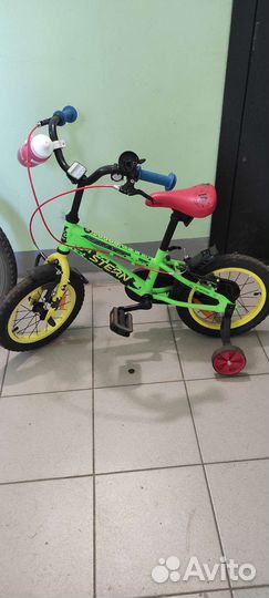Детский трехколесный велосипед бу
