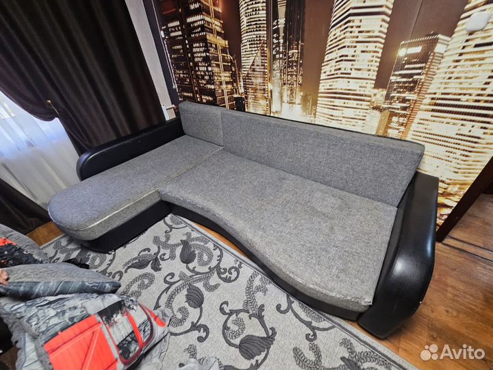 Угловой диван бу