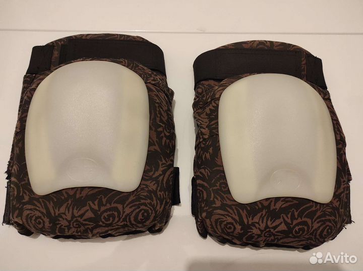 Наколенники для роликов, скейта, самоката