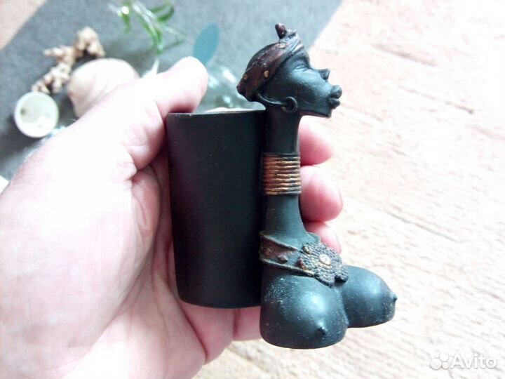 Фарфор, фигурки, статуэтки, пробки графинов