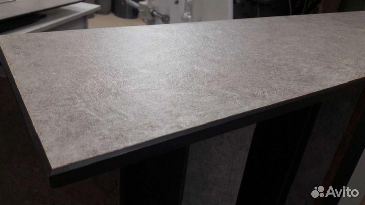 Влагостойкая полка в ванную из HPL 12мм