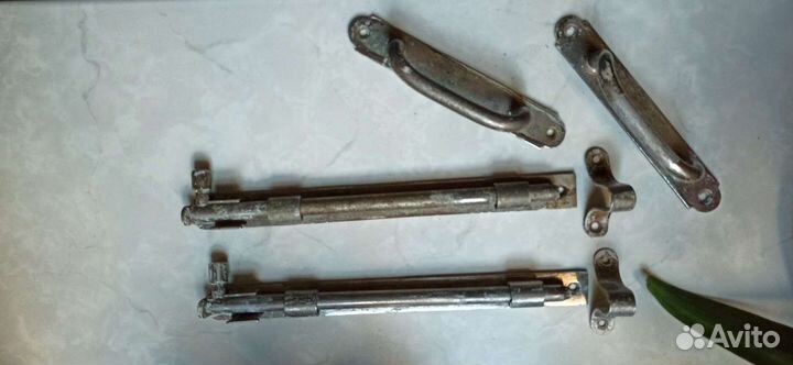 Старинные шпингалеты