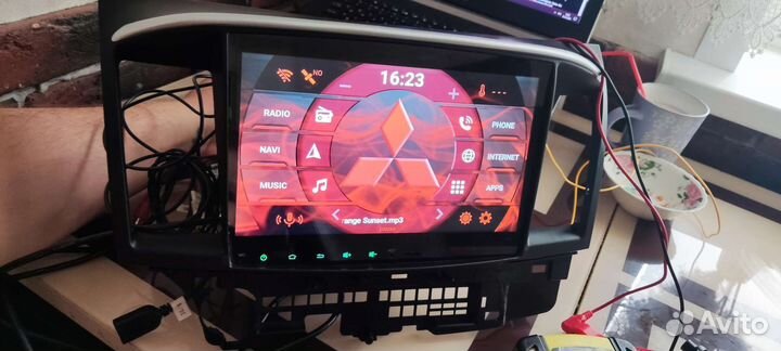 Магнитола на lancer 10