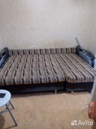 Угловой диван бу