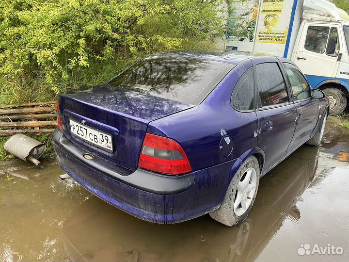 Разбор Opel Vectra B 1.8 X18XE 115 л.с.1997г. МКПП