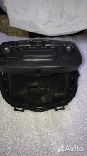 Панель управления магнитолой Шевроле Орландо