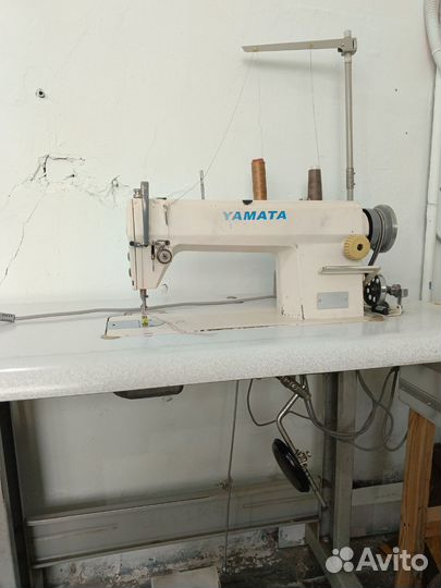 Промышленная прямострочная машинка