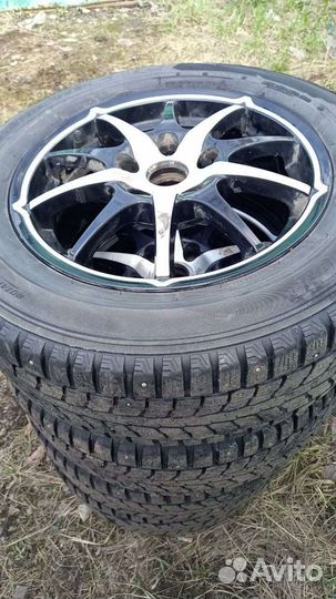 R15 Dunlop SP Winter Ice 01 195/65, PCD 5x100 DIA 55