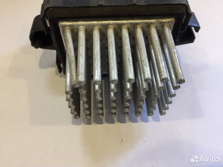 Резистор печки Opel Astra J