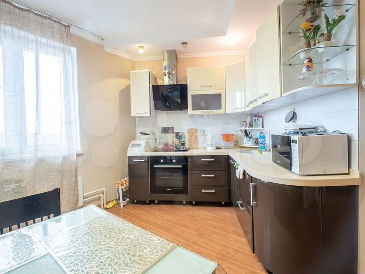 2-к. квартира, 70 м², 14/19 эт.