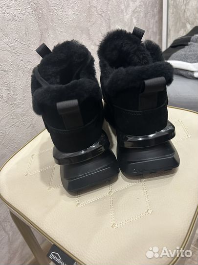 Кроссовки женские зимние 36