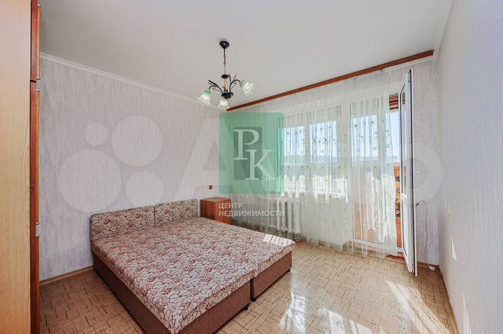 3-к. квартира, 70 м², 4/9 эт.