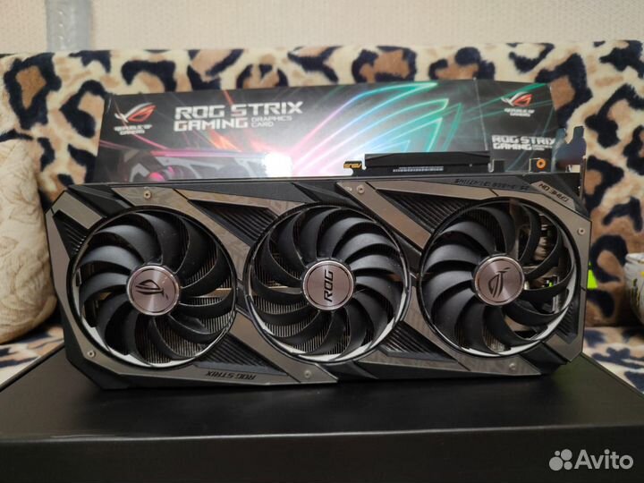 Asus rog strix geforce rtx3070Ti 8GB