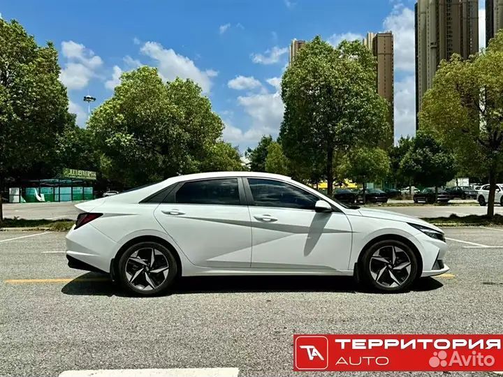 Hyundai Elantra 1.5 CVT, 2022, 39 000 км