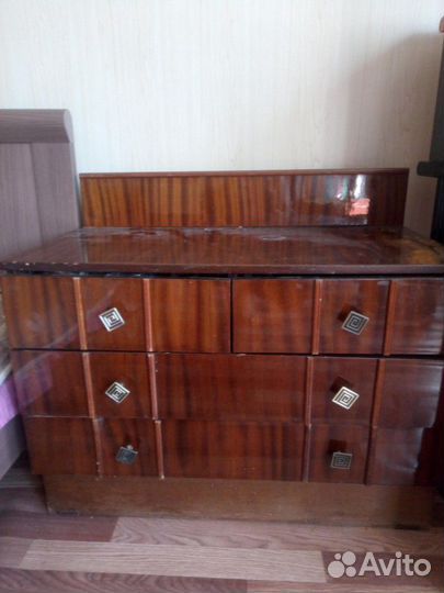 При кроватная тумбочка б/у