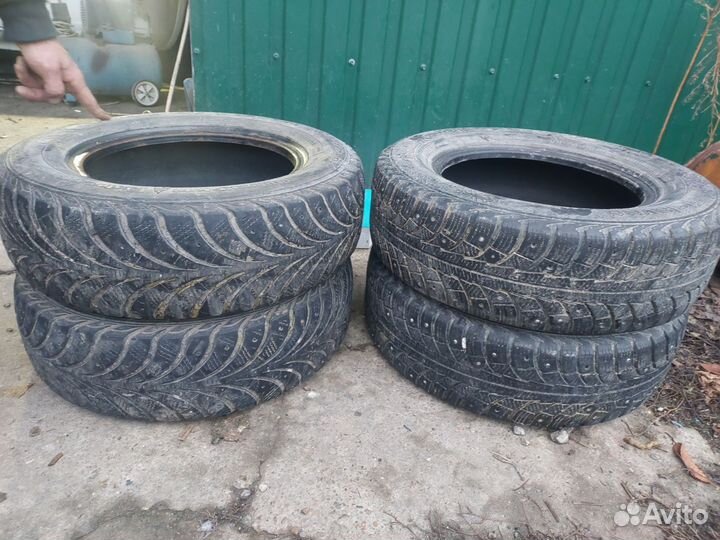 Goodyear Aquatred 175/70 R13