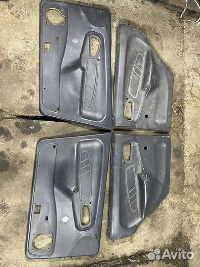 Дверные карты ваз 21099