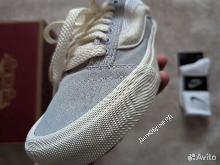Кроссовки женские Vans Knu Skool голубые