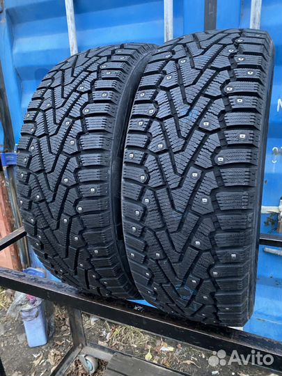 Pirelli Ice Zero 235/55 R17 92B