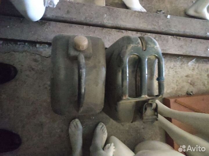 Канистра 20 л