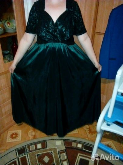 Платье вечернее