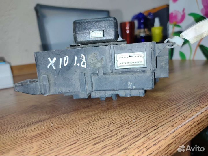 8637A465 Блок предохранителей Mitsubishi Lancer X