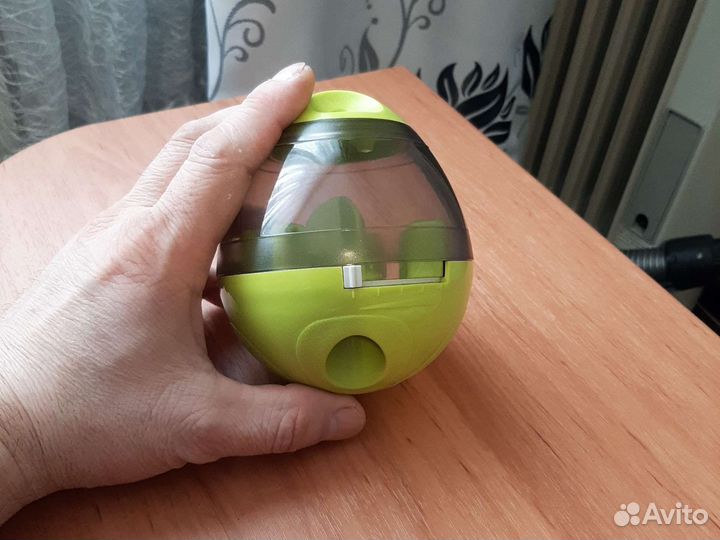 Когтеточка, кормушка